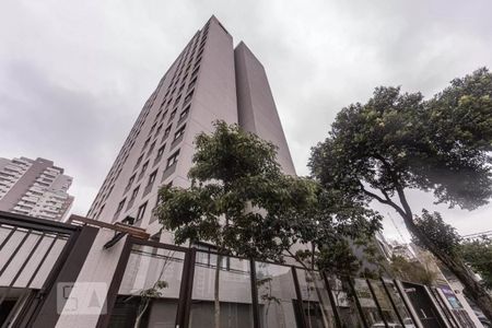 Apartamento à venda com 41m², 1 quarto e 1 vaga Apartamento à venda com 41m², 1 quarto e 1 vagaFachada