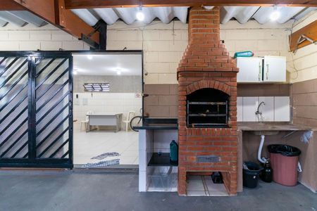 Apartamento à venda com 65m², 3 quartos e sem vagaÁrea comum - Churrasqueira