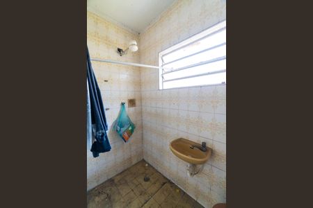 Casa à venda com 300m², 4 quartos e 2 vagas Casa à venda com 300m², 4 quartos e 2 vagasBanheiro de serviço