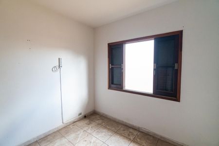 Casa à venda com 300m², 4 quartos e 2 vagas Casa à venda com 300m², 4 quartos e 2 vagasQuarto 1