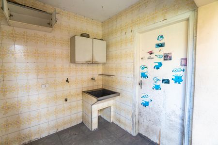 Casa à venda com 300m², 4 quartos e 2 vagas Casa à venda com 300m², 4 quartos e 2 vagasÁrea de Serviço