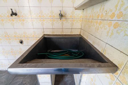 Casa à venda com 300m², 4 quartos e 2 vagas Casa à venda com 300m², 4 quartos e 2 vagasÁrea de Serviço Detalhe