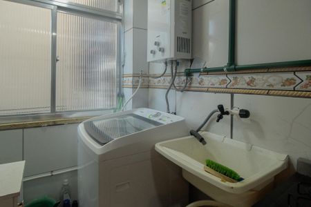 Apartamento para alugar com 70m², 2 quartos e 1 vagaÁrea de Serviço