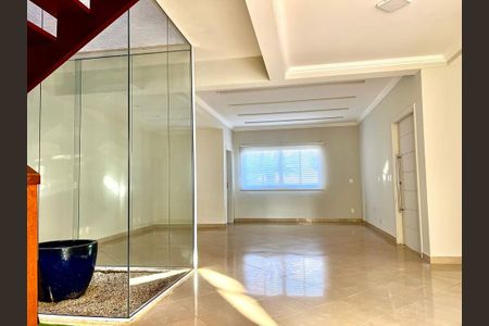 Sala de casa de condomínio para alugar com 4 quartos, 402m² em Residencial Paineiras, Paulínia