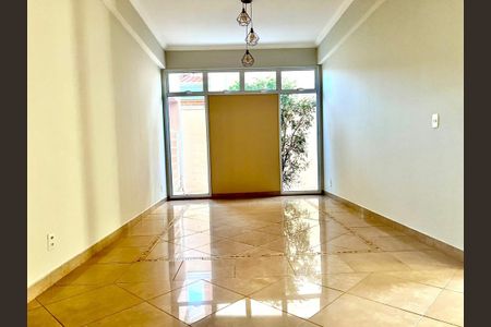 Sala de casa de condomínio para alugar com 4 quartos, 402m² em Residencial Paineiras, Paulínia