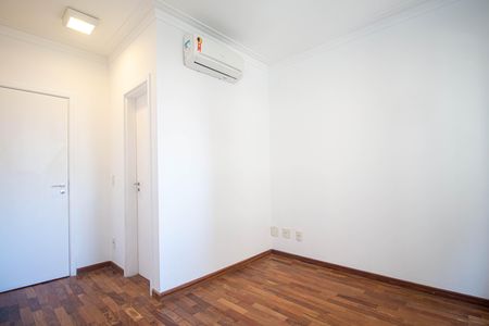 Apartamento à venda com 93m², 2 quartos e 2 vagasSuíte 2
