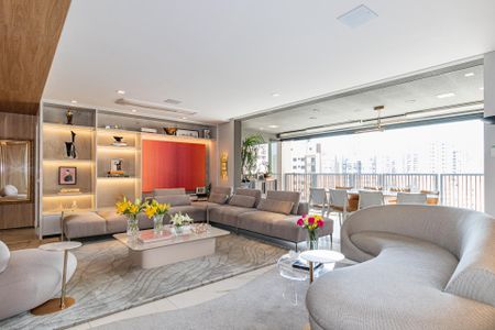 Sala de apartamento à venda com 2 quartos, 150m² em Moema, São Paulo