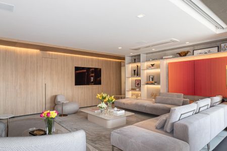 Sala de apartamento à venda com 2 quartos, 150m² em Moema, São Paulo