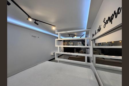 Quarto de apartamento para alugar com 1 quarto, 60m² em Vargem Grande, Rio de Janeiro