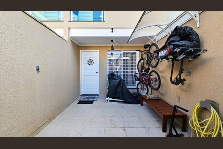 Casa à venda com 140m², 3 quartos e 2 vagas Casa à venda com 140m², 3 quartos e 2 vagasGaragem