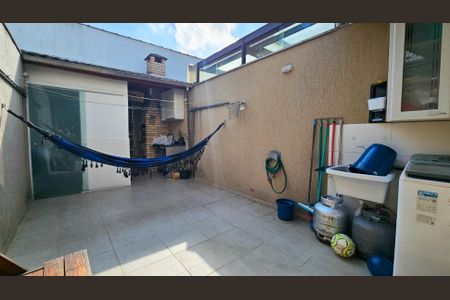 Casa à venda com 140m², 3 quartos e 2 vagas Casa à venda com 140m², 3 quartos e 2 vagasÁrea de Serviço