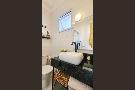 Casa à venda com 140m², 3 quartos e 2 vagas Casa à venda com 140m², 3 quartos e 2 vagasBanheiro da Suíte