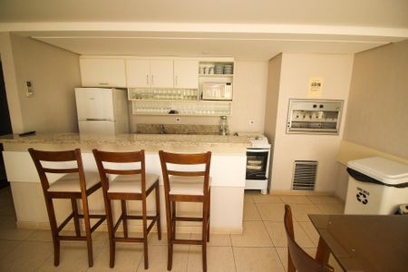 Apartamento à venda com 60m², 2 quartos e 1 vaga Apartamento à venda com 60m², 2 quartos e 1 vagaÁrea comum - Salão de festas