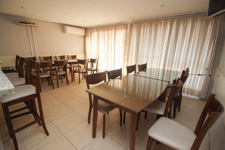 Apartamento à venda com 60m², 2 quartos e 1 vaga Apartamento à venda com 60m², 2 quartos e 1 vagaÁrea comum - Salão de festas