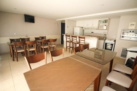 Apartamento à venda com 60m², 2 quartos e 1 vaga Apartamento à venda com 60m², 2 quartos e 1 vagaÁrea comum - Salão de festas