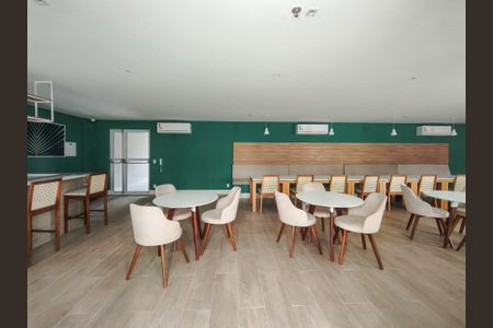 Apartamento à venda com 36m², 1 quarto e sem vagaÁrea comum - Salão de festas