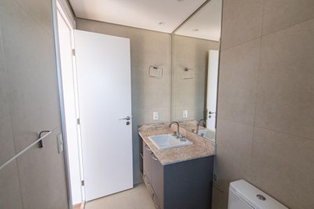 Apartamento à venda com 163m², 3 quartos e 2 vagas Apartamento à venda com 163m², 3 quartos e 2 vagasBanheiro da suíte 2