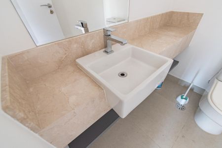 Apartamento à venda com 163m², 3 quartos e 2 vagas Apartamento à venda com 163m², 3 quartos e 2 vagasLavabo