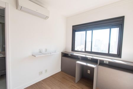 Apartamento à venda com 163m², 3 quartos e 2 vagas Apartamento à venda com 163m², 3 quartos e 2 vagasSuíte 2