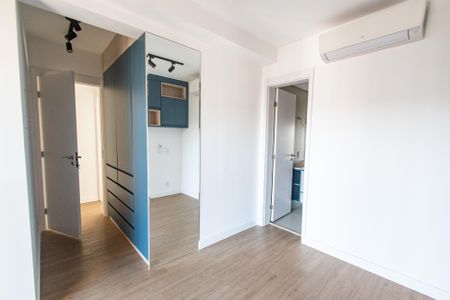 Apartamento à venda com 163m², 3 quartos e 2 vagas Apartamento à venda com 163m², 3 quartos e 2 vagasSuíte 1