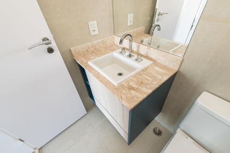 Apartamento à venda com 163m², 3 quartos e 2 vagas Apartamento à venda com 163m², 3 quartos e 2 vagasBanheiro da suíte 1