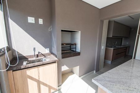 Apartamento à venda com 163m², 3 quartos e 2 vagas Apartamento à venda com 163m², 3 quartos e 2 vagasVaranda