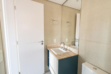 Apartamento à venda com 163m², 3 quartos e 2 vagas Apartamento à venda com 163m², 3 quartos e 2 vagasBanheiro da suíte 1