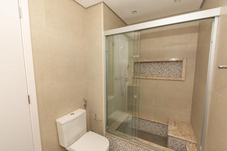 Apartamento à venda com 163m², 3 quartos e 2 vagas Apartamento à venda com 163m², 3 quartos e 2 vagasBanheiro da suíte 3