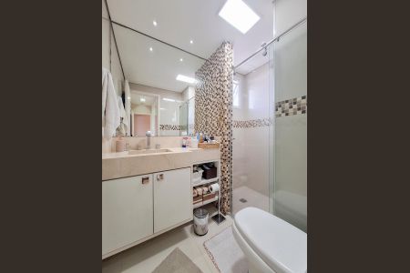 Apartamento à venda com 106m², 3 quartos e 2 vagas Apartamento à venda com 106m², 3 quartos e 2 vagasBanheiro Quarto 2