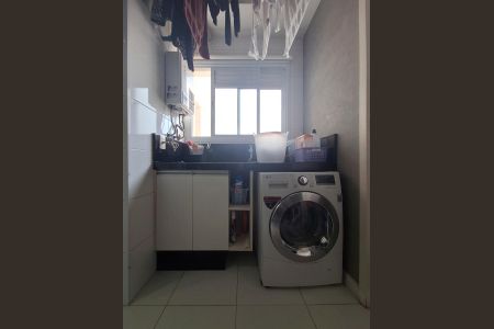 Apartamento à venda com 106m², 3 quartos e 2 vagas Apartamento à venda com 106m², 3 quartos e 2 vagasÁrea de Serviço