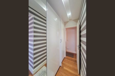 Apartamento à venda com 106m², 3 quartos e 2 vagas Apartamento à venda com 106m², 3 quartos e 2 vagasQuarto 2