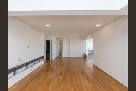 Apartamento à venda com 2 quartos, 110m² em Bosque da Saúde, São Paulo