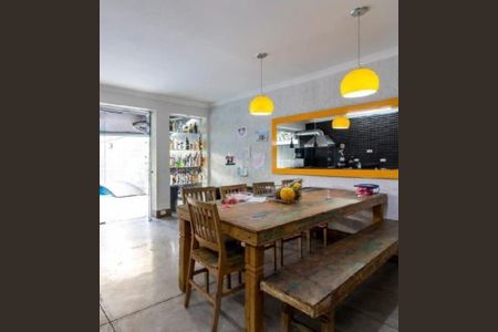 Casa à venda com 3 quartos, 260m² em Vila Mariza Mazzei, São Paulo