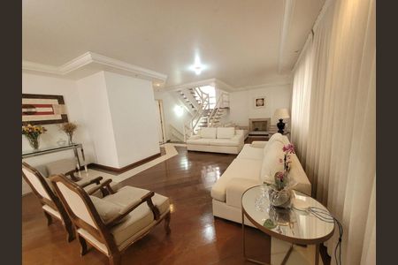 Casa à venda com 4 quartos, 343m² em Alphaville, Santana de Parnaíba