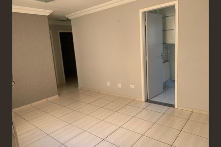 Apartamento à venda com 3 quartos, 63m² em Vila Satúrnia, Campinas
