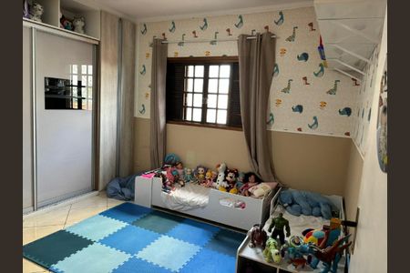 Casa à venda com 2 quartos, 132m² em Santa Terezinha, Santo André