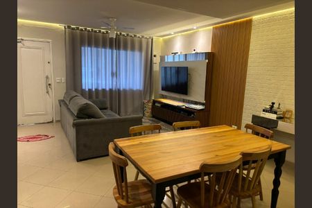 Casa à venda com 2 quartos, 132m² em Santa Terezinha, Santo André