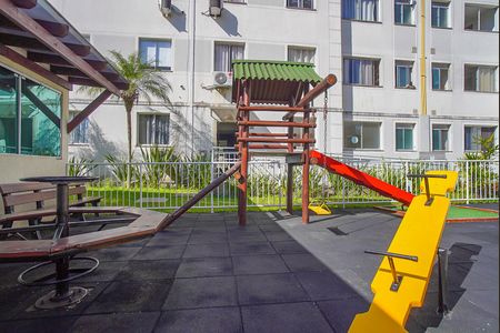 Apartamento para alugar com 43m², 2 quartos e 1 vagaÁrea comum - Playground