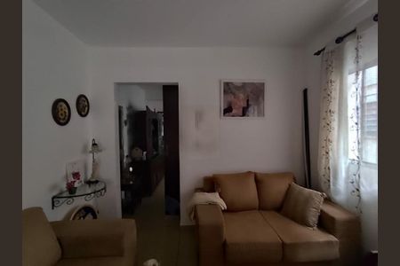 Casa à venda com 140m², 4 quartos e 2 vagas