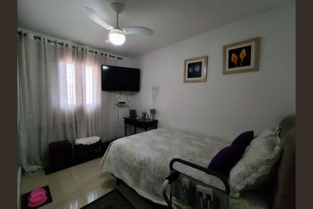 Casa à venda com 140m², 4 quartos e 2 vagas