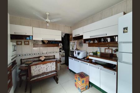 Casa à venda com 140m², 4 quartos e 2 vagas