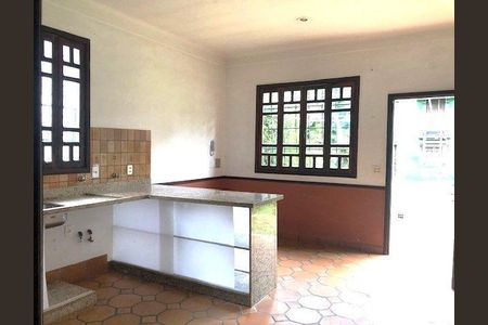 Casa à venda com 3 quartos, 261m² em Campo Belo, São Paulo