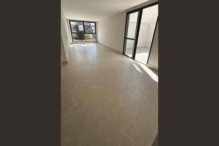 Apartamento à venda com 4 quartos, 130m² em Cidade Nova, Belo Horizonte