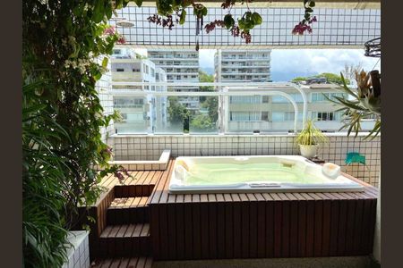 Apartamento à venda com 300m², 4 quartos e 4 vagas