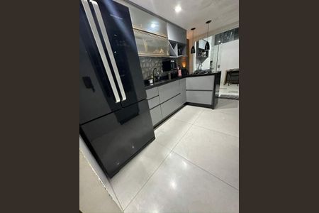 Casa à venda com 140m², 3 quartos e 1 vaga