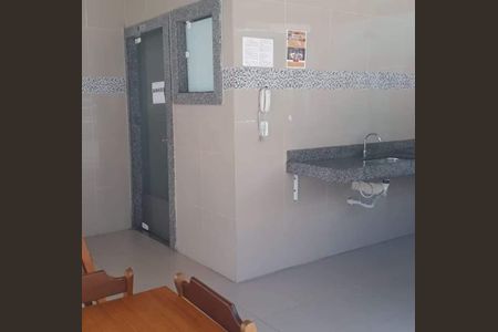 Apartamento à venda com 2 quartos, 50m² em Vigário Geral, Rio de Janeiro