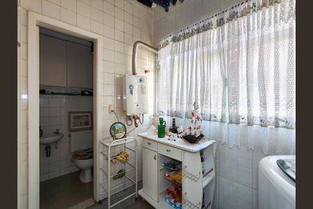 Apartamento à venda com 170m², 3 quartos e 1 vaga Apartamento à venda com 170m², 3 quartos e 1 vagaÁrea de Serviço