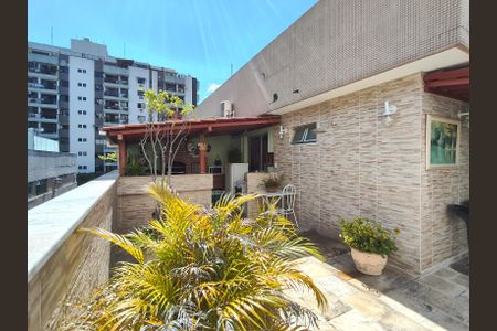 Apartamento à venda com 170m², 3 quartos e 1 vaga Apartamento à venda com 170m², 3 quartos e 1 vagaTerraço