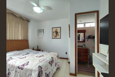 Apartamento à venda com 170m², 3 quartos e 1 vaga Apartamento à venda com 170m², 3 quartos e 1 vagaSuíte