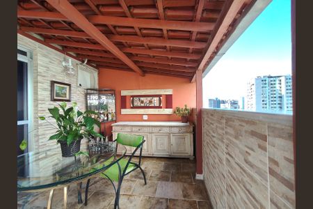 Apartamento à venda com 170m², 3 quartos e 1 vaga Apartamento à venda com 170m², 3 quartos e 1 vagaTerraço